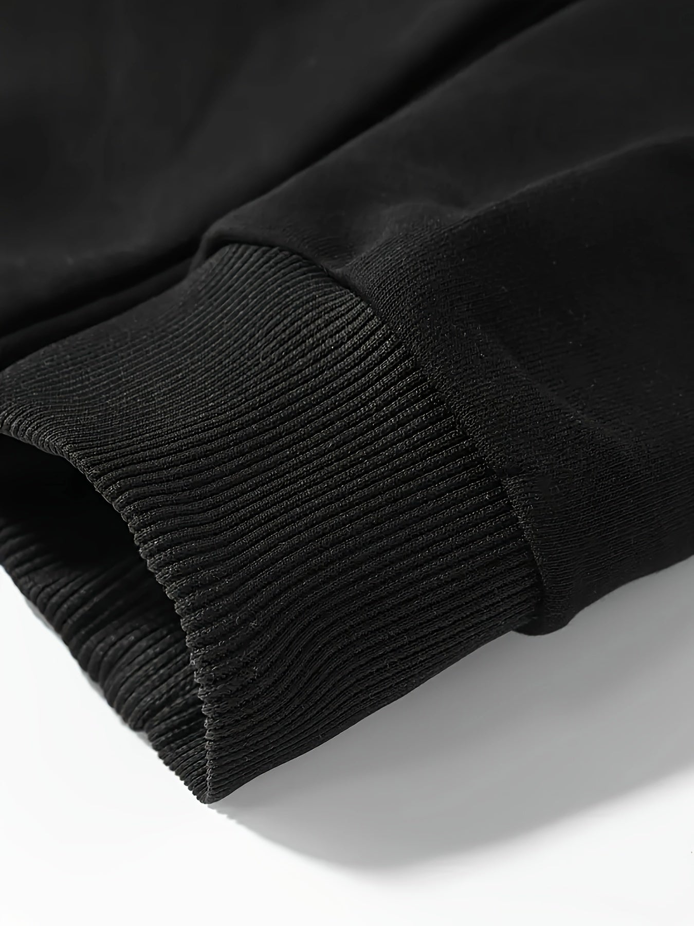 MW | Vielseitiger und komfortabler Winterpullover