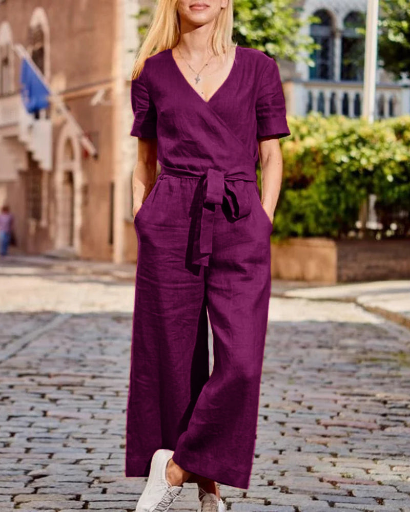 EM | Kurzärmeliger Jumpsuit mit Gürtel