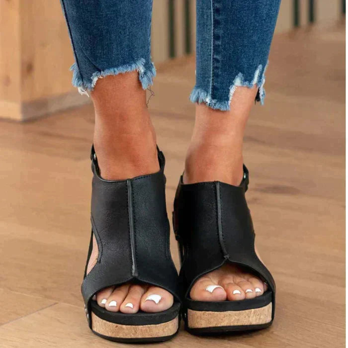 EM | Elegante Sommer-Keilsandalen