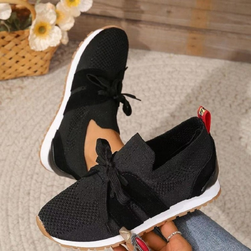 EM | Leichte Turnschuhe aus Strick