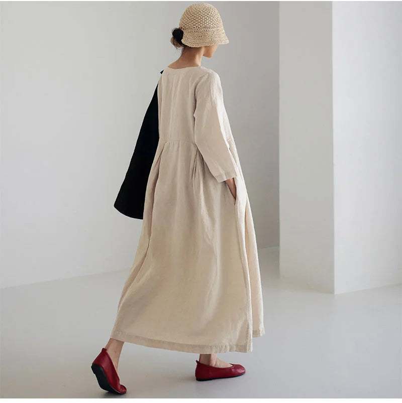 EM | Langes Kleid mit langen Ärmeln