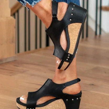 EM | Elegante Sommer-Keilsandalen