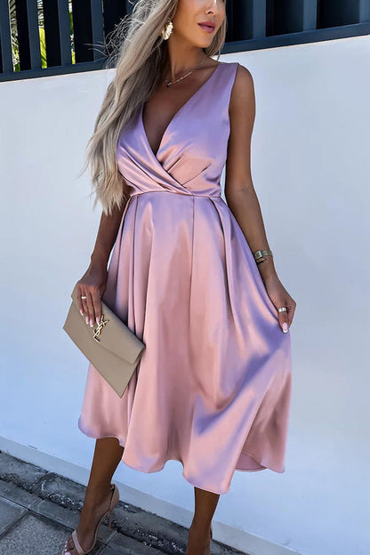 MW | Hold You In My Memory Satin Midi-Kleid