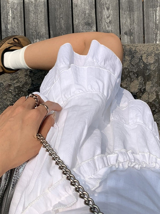 MW | Weißes gestuftes Rüschen-Minikleid