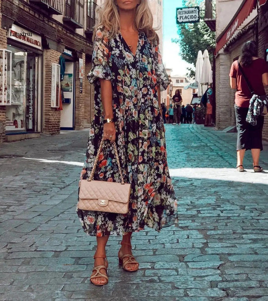 EM | Maxikleid mit V-Ausschnitt und Blumenmuster