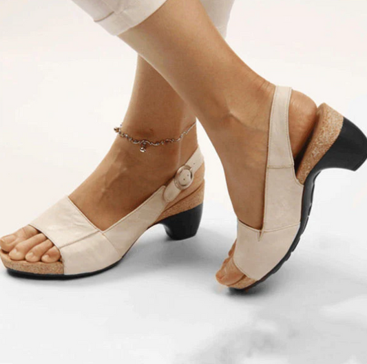 EM | Offene Slingback-Sandalen mit Blockabsatz