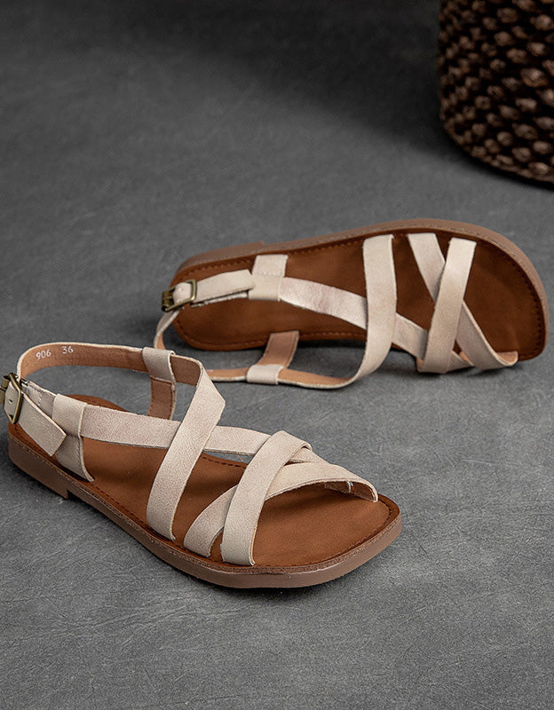 EM | Leichte Sandalen aus Leder