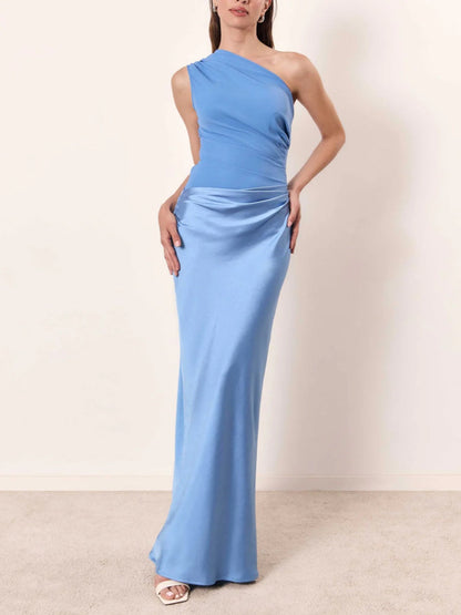 MW | Langes Partykleid mit Faltenwurf und asymmetrischem Ausschnitt