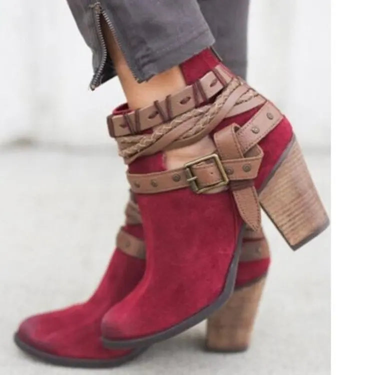 EM | Schicke Ankle Boots mit geflochtenem Riemen