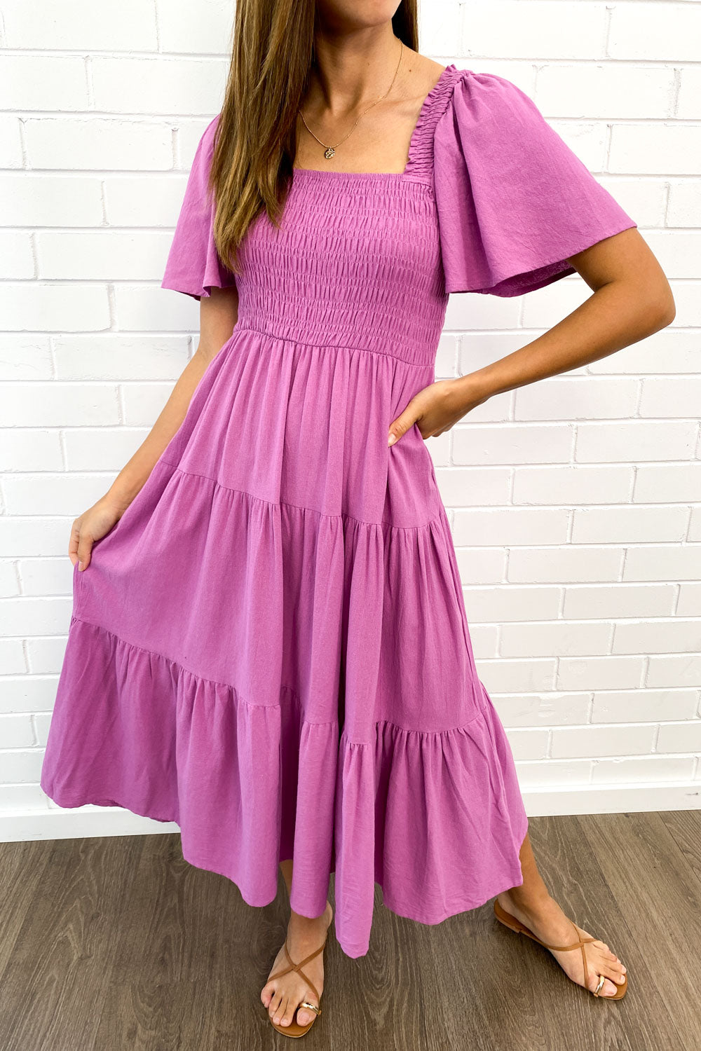 MW | Feminine Off-Shoulder Midikleid
