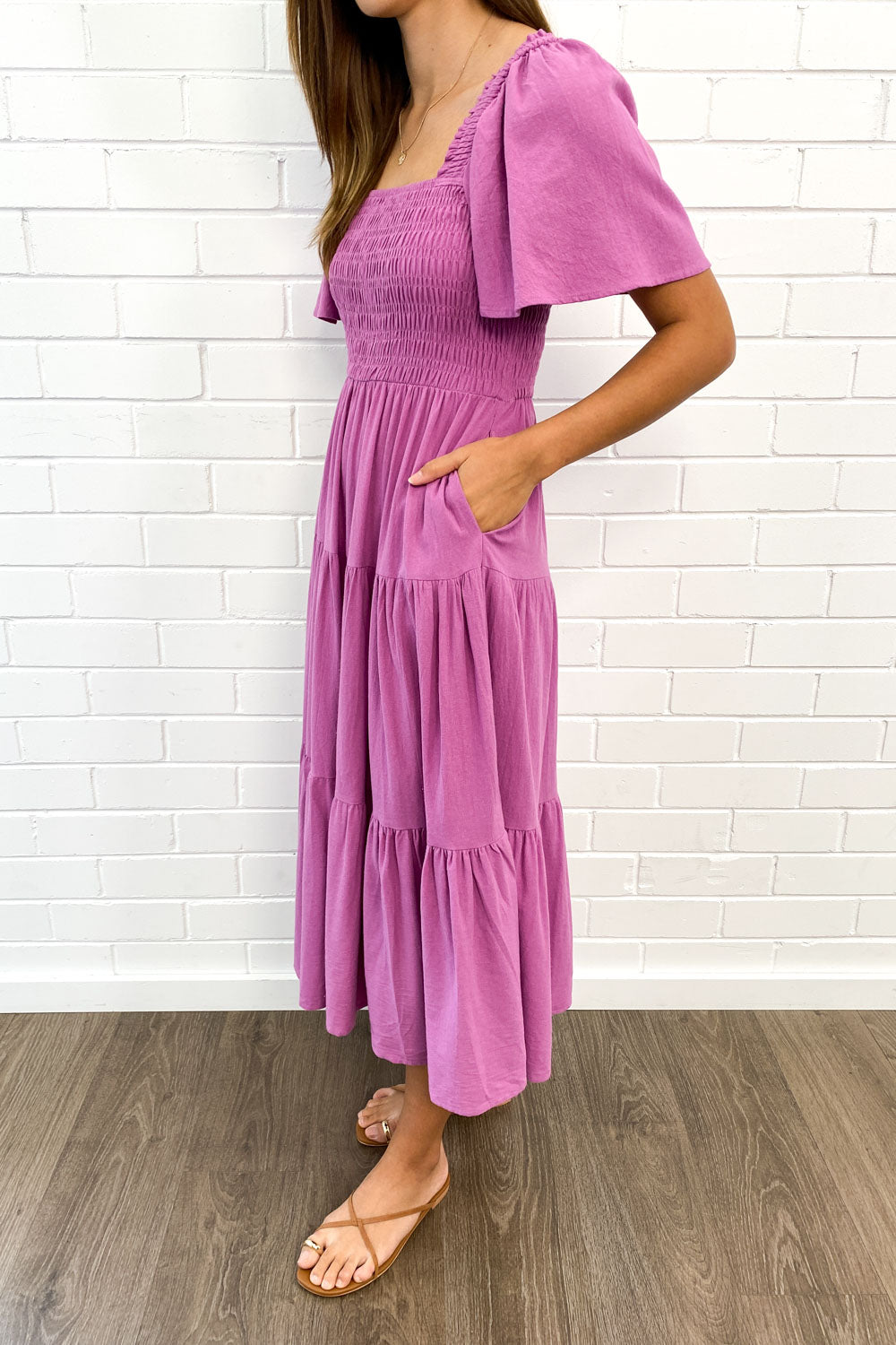 MW | Feminine Off-Shoulder Midikleid