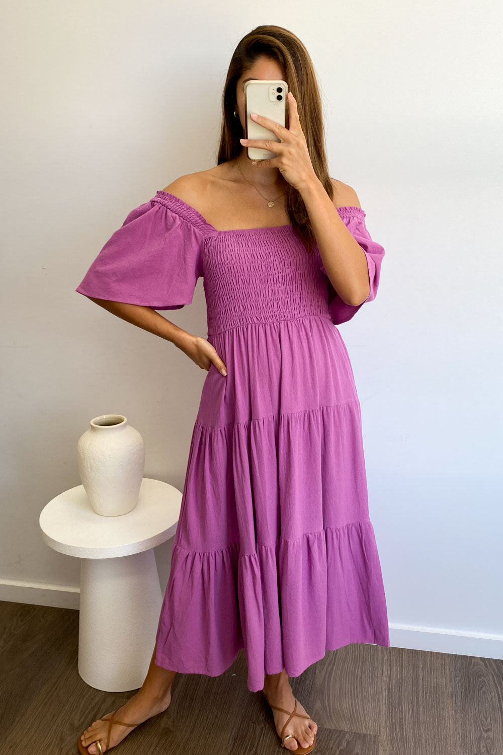 MW | Feminine Off-Shoulder Midikleid