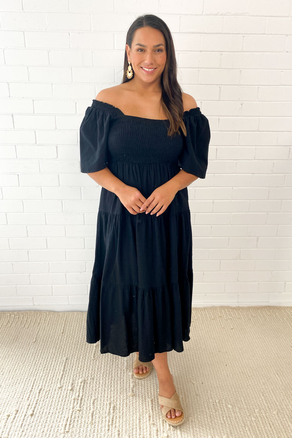 MW | Feminine Off-Shoulder Midikleid
