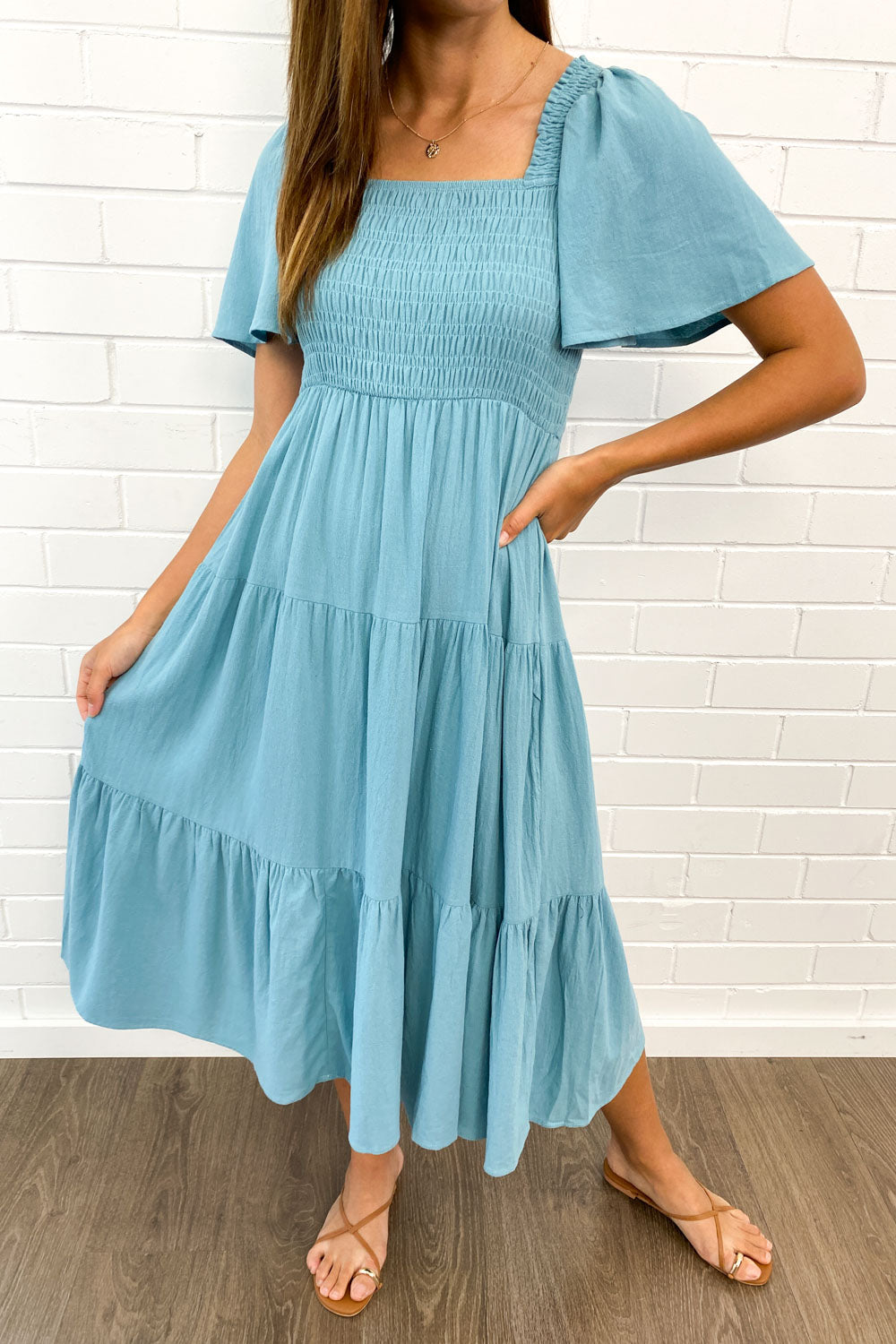 MW | Feminine Off-Shoulder Midikleid