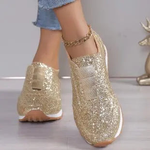EM | Glitzernde Turnschuhe
