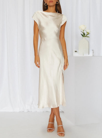 MW | Elegantes Schwalbenkleid