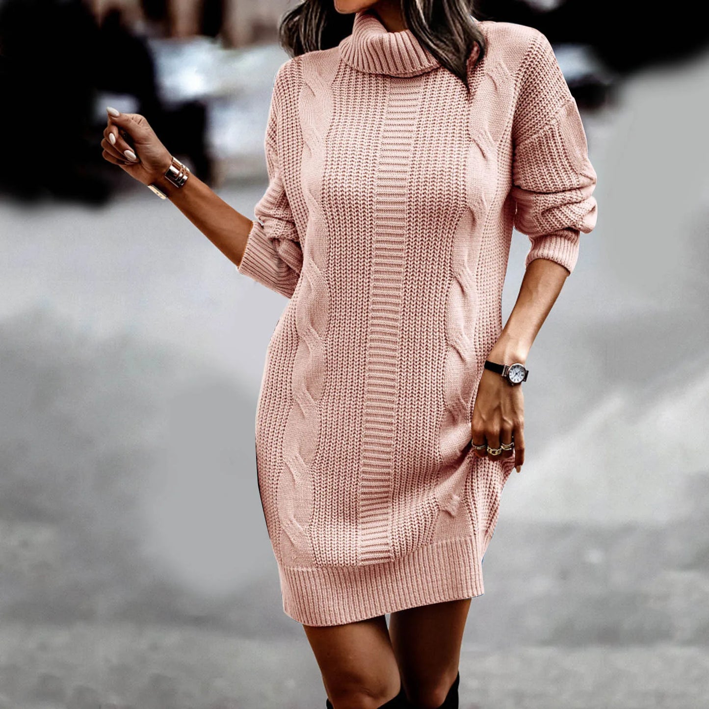 Cara - Elegantes Kleid mit Rollkragen aus gedrehtem Strick
