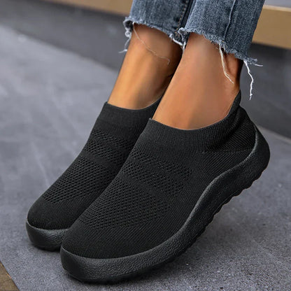 EM | Leichte Slip-On-Sneakers aus Strick