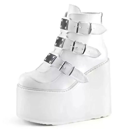 Bequeme und modische orthopädische Stiefel