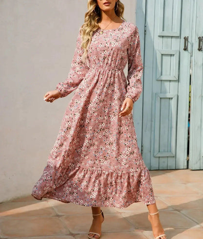 Caroline - Florale Eleganz mit taillierter Passform