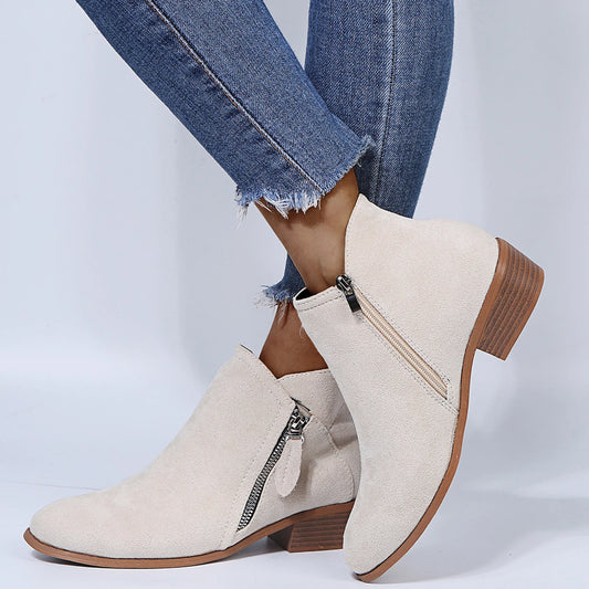Elegante und stützende orthopädische Absätze