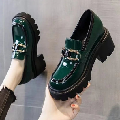 Maßgeschneiderte und bequeme orthopädische Schuhe