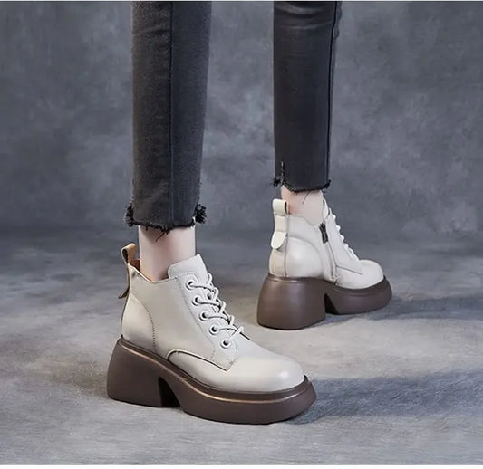 Hochwertige orthopädische Stiefel