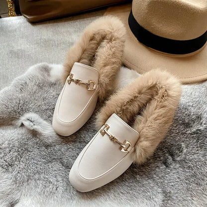 Stützende und trendige orthopädische Stiefel