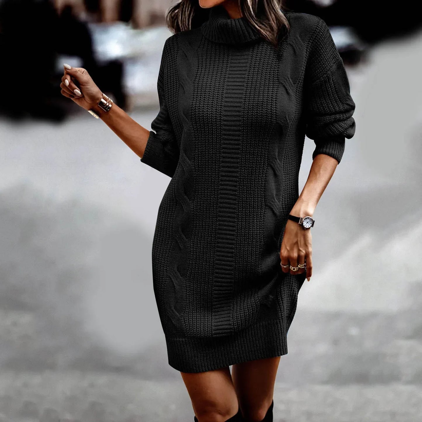Cara - Elegantes Kleid mit Rollkragen aus gedrehtem Strick