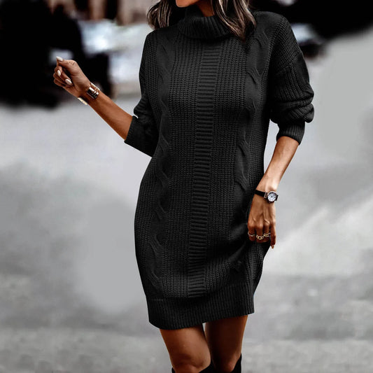 Cara - Elegantes Kleid mit Rollkragen aus gedrehtem Strick