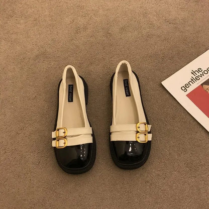 Stützende und trendige orthopädische Schuhe