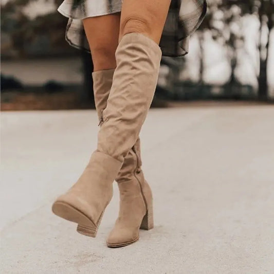 Maßgeschneiderte und bequeme orthopädische Stiefel