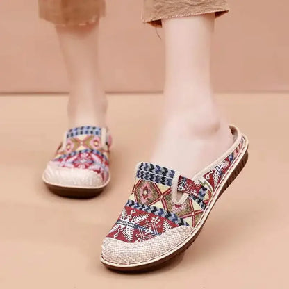 Elegante und stützende orthopädische Hausschuhe