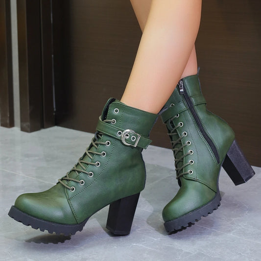 Maßgeschneiderte und bequeme orthopädische Stiefel