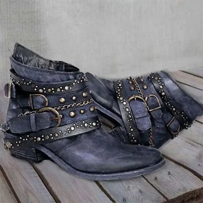 EM | Rockstar Chic Nieten-Stiefeletten