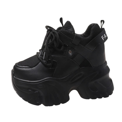 Bequeme und modische orthopädische Turnschuhe