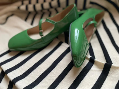 EM | Schuhe mit glänzendem Blockabsatz