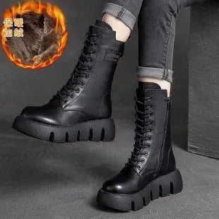 Stützende und stilvolle orthopädische Stiefel