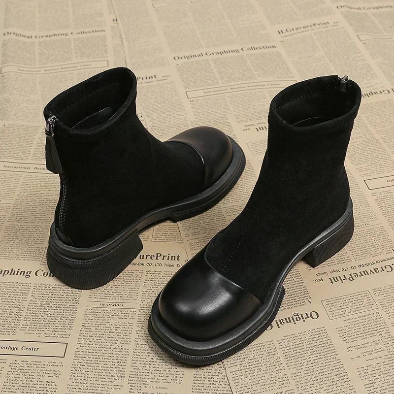 EM | Stiefelette aus Wildleder und Leder