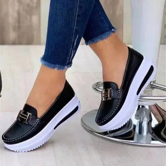 Elegante und stützende orthopädische Turnschuhe