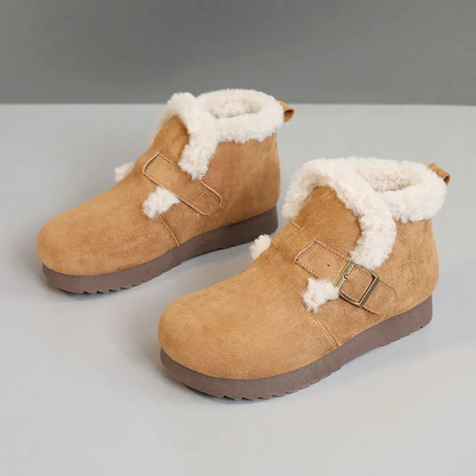 Bequeme und modische orthopädische Stiefel