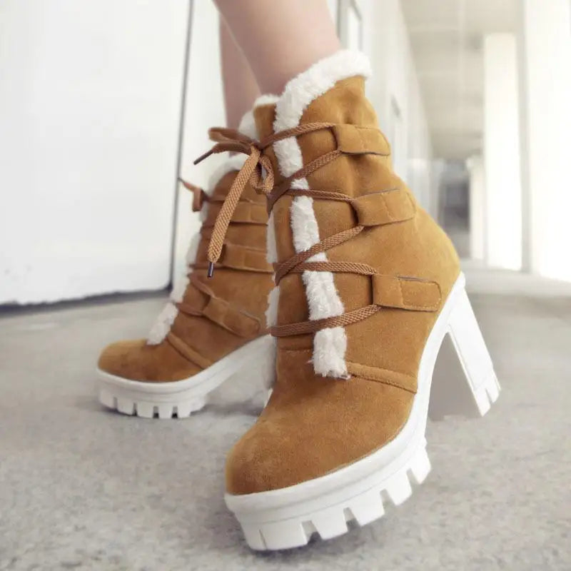 Stützende und trendige orthopädische Stiefel