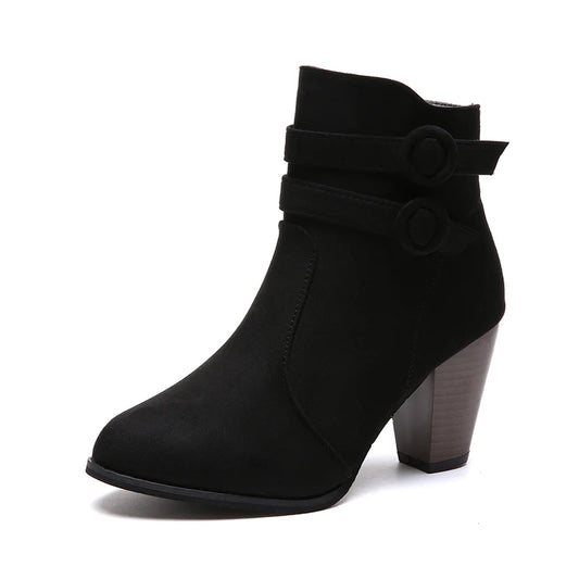 Stützende und stilvolle orthopädische Stiefel