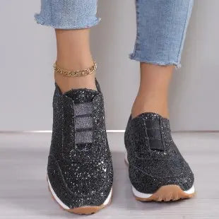 EM | Glitzernde Turnschuhe