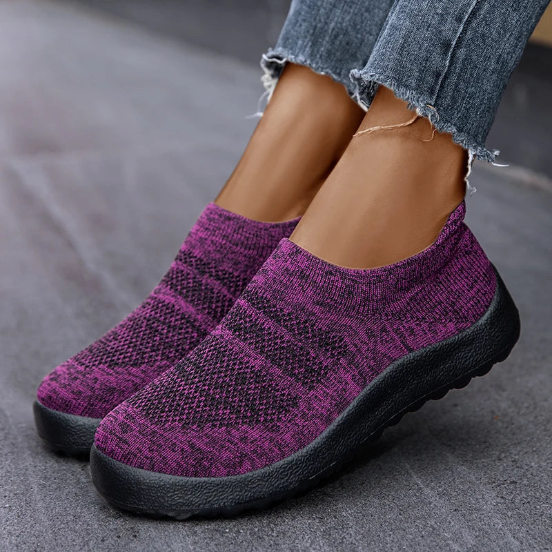 EM | Leichte Slip-On-Sneakers aus Strick