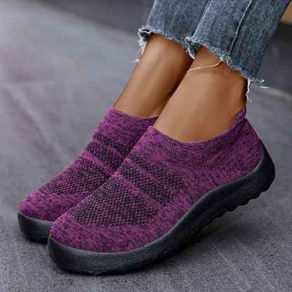 EM | Leichte Slip-On-Sneakers aus Strick