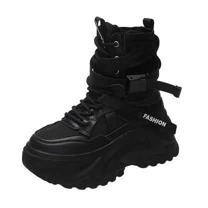 Lässige und stützende orthopädische Stiefel
