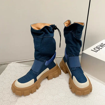 Stützende und stilvolle orthopädische Stiefel