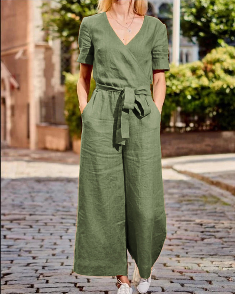 EM | Kurzärmeliger Jumpsuit mit Gürtel