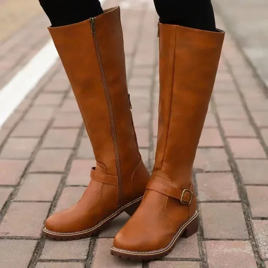EM | Schlanke und stützende orthopädische Stiefel